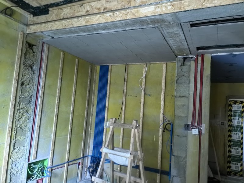 墻面.jpg 墻面.jpg